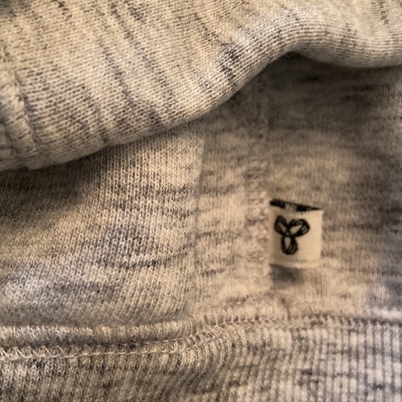 Small Grey TNA Hoodie - Picture 5 of 9